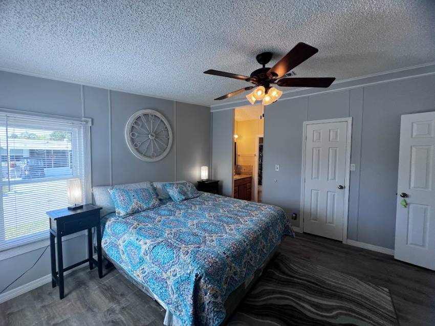 74 Greenview Drive a Winter Haven, FL Mobile or Manufactured Home for Sale